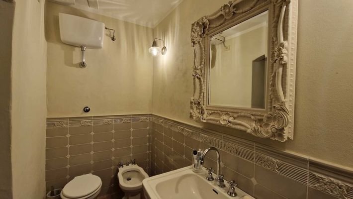 17_ApartmentinPark.jpg