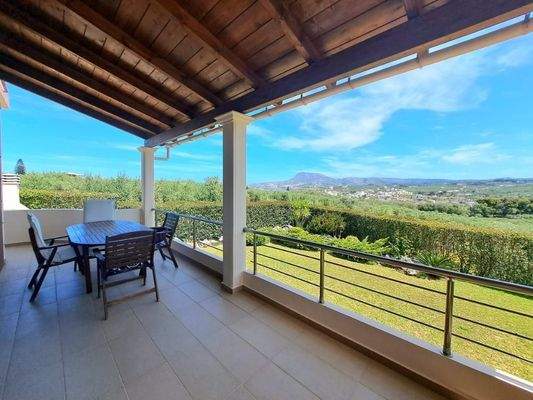 Schöner Rückzugsort mit spektakulärer Aussicht zum Verkauf in Kalyves