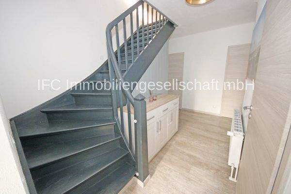 Flur- / Treppenbereich im EG