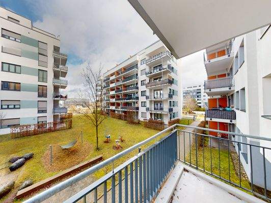 Ausblick Balkon aus Schlafzimmer