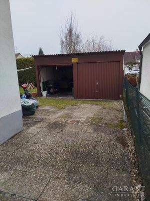 Einfahrt-Garagen