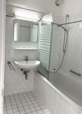 Badzimmer mit Dusche