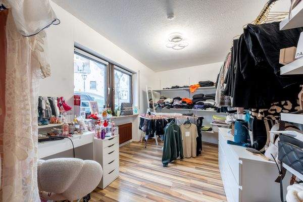 Hinterhaus EG Schlafzimmer oder Kinderzimmer