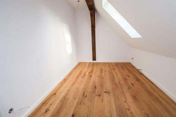 2. Zimmer im Obergeschoss