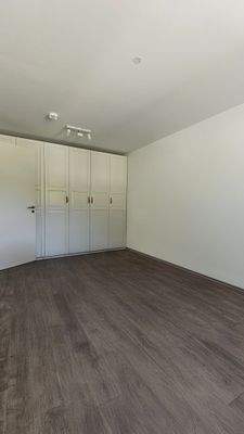 Schlafzimmer (2)überarbeitet.jpg