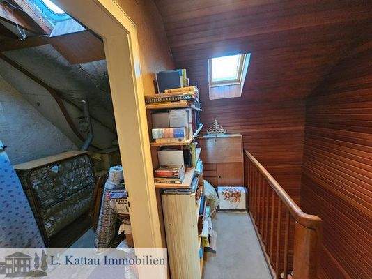Flur - Dachboden im Dachgeschoss