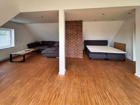 Wohnen / Schlafen DG