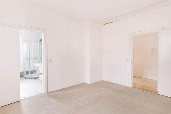 EG Ruhiges Schlafzimmer