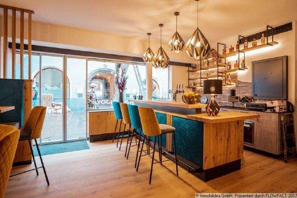 7a8ddcf4-4637-49b4-afc2-13cbc75dca8a