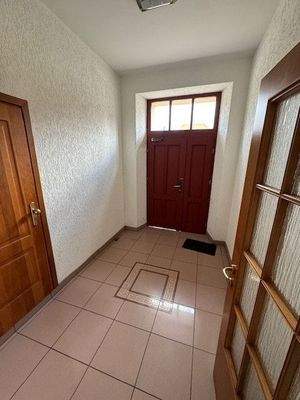 Eingang zum Lokal / Flur  