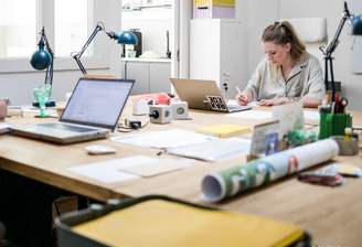 Dein persönlicher Schreibtischplatz