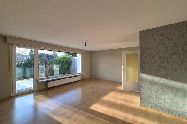 Großes Wohn-Esszimmer