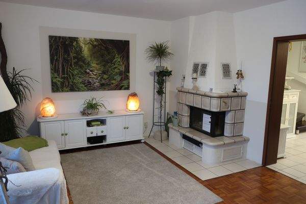 Wohnzimmer Kamin.JPG