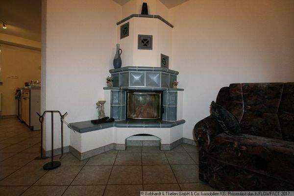 Kaminofen im Erdgeschoss
