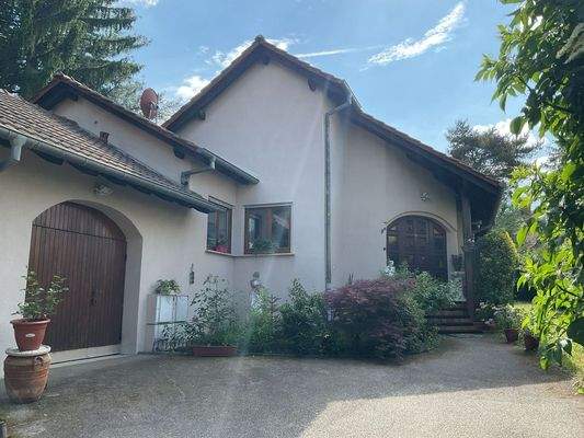 b1b8e077-b6e9-4451-b5d6-d4a058f91f80-1905864326.jp