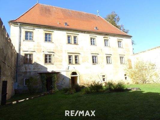 Hofansicht Hauptgebäude