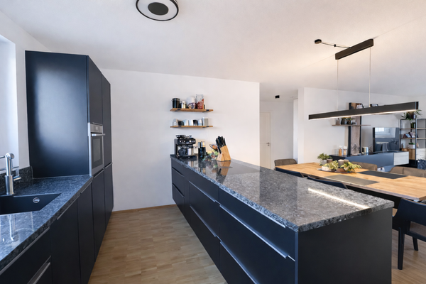 offene Küche mit Essbereich