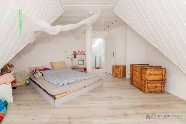 DG: Gästezimmer/Büro