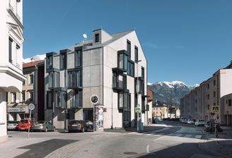 Gebäude Süd-Westseite.jpg