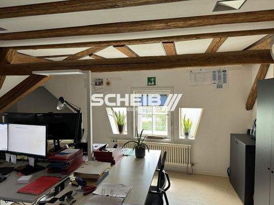 gemütliches Dachgeschoss