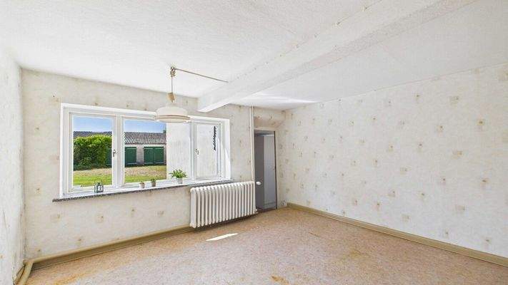 Esszimmer mit Blick auf die Terrasse