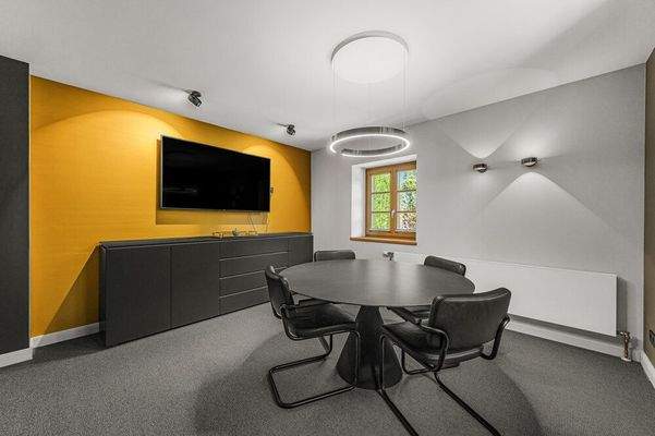 Helle Räumlichkeiten