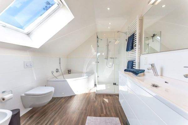 Elternbad im Obergeschoss