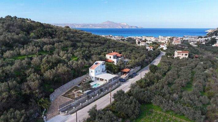 Villa for sale in Almirida Villa for sale in Almirida 54.jpg