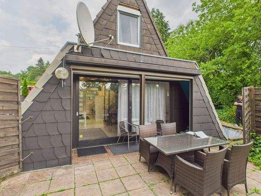 CAM01223G0-PR0125-STILL055