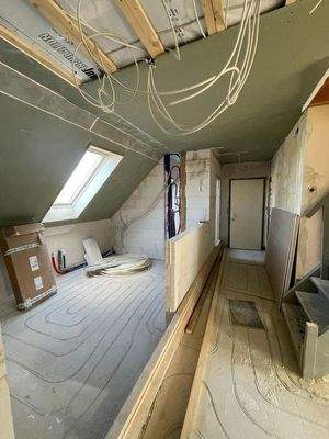 OG 2 Rechts Küche Flur