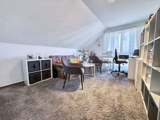 OG Schlafzimmer 3 Ansicht 1