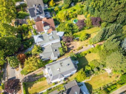 Grundstück mit Altbestand