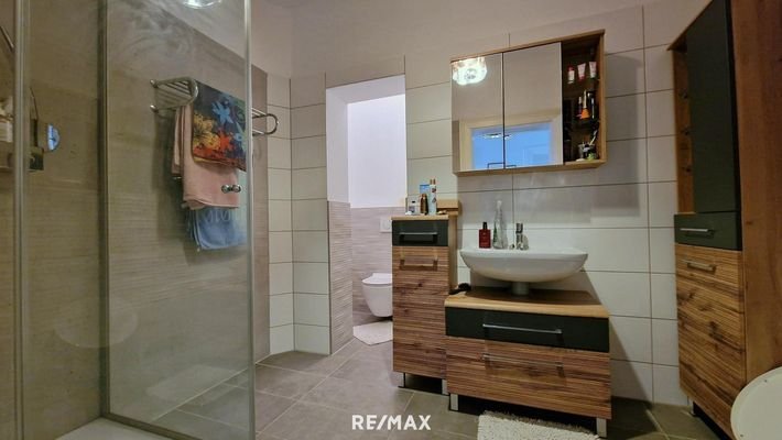 Bad in Gästewohnung EG