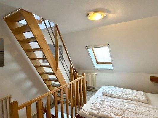 Treppe zum Spitzboden