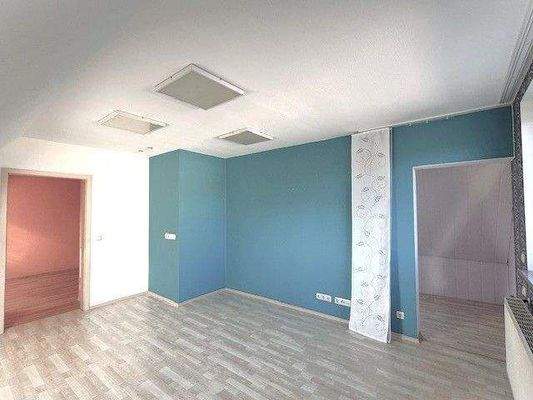 OG: großes DG-Zimmer4 mit AR/Ankleide