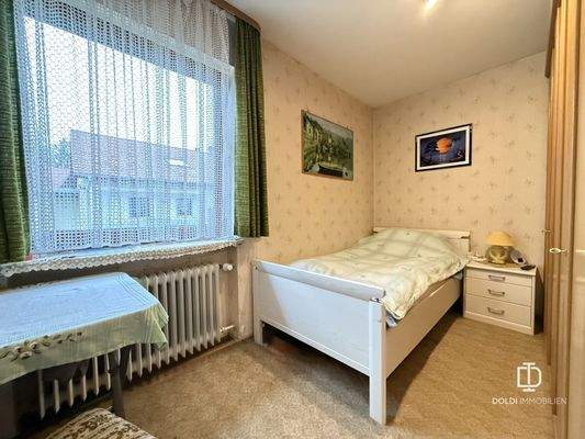 Zimmer (Kinderzimmer/Büro/Ankleide)