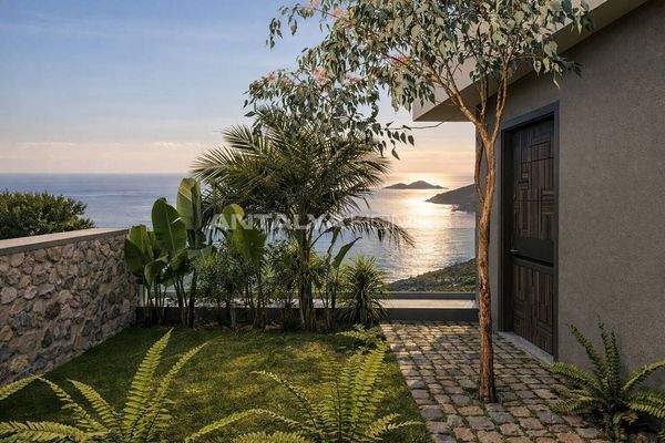 Off-Plan Houses with Sea Views in Antalya Kalkan