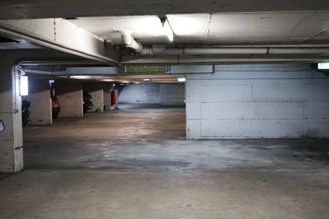 Mönchengladbach Garage, Mönchengladbach Stellplatz