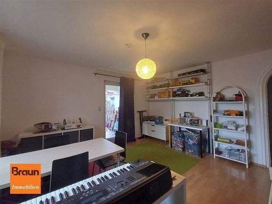 2-3 Fam-Wohnhaus, VS-S, Zimmer OG