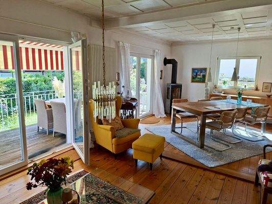 Wohn/Esszimmer mit Kaminofen