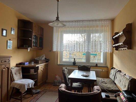 Kinderzimmer/Esszimmer/Büro