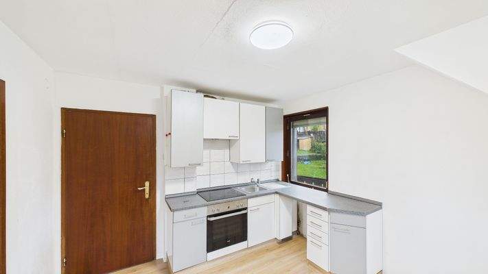 CAM03143G0-PR0197-STILL025