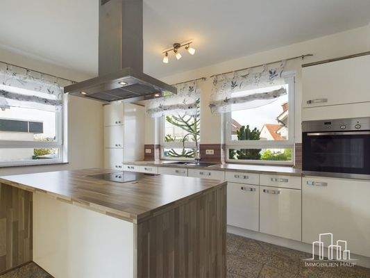 CAM02839G0-PR0162-STILL002