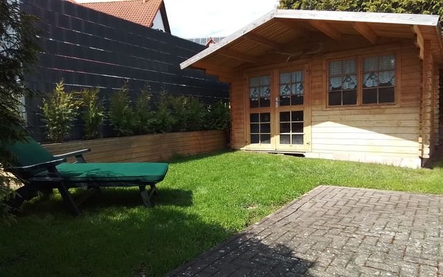 Garten mit Gartenhaus