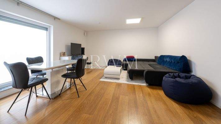 Wohn- & Essbereich Einliegerwohnung