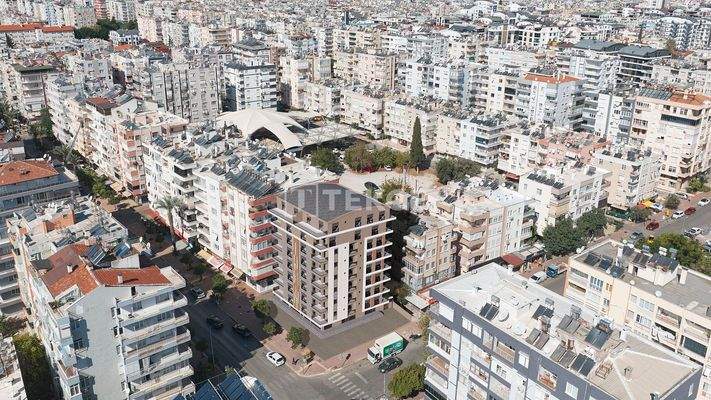 Flats on a Main Road near the Sea in Antalya Muratpaşa
