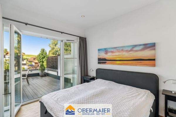 17_Kinderzimm_mit_großer_Fensterfront