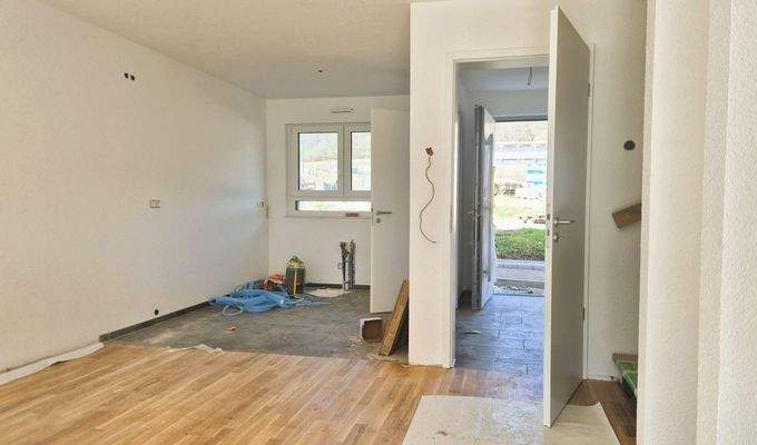 Eingang-Küche-Wohnen