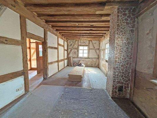 Ehemaliger Gastraum EG (links).jpg