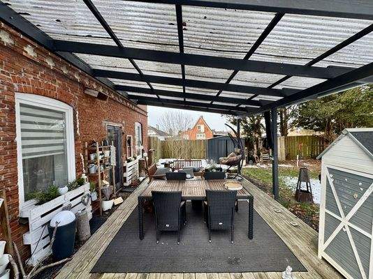 Überdachte Terrasse